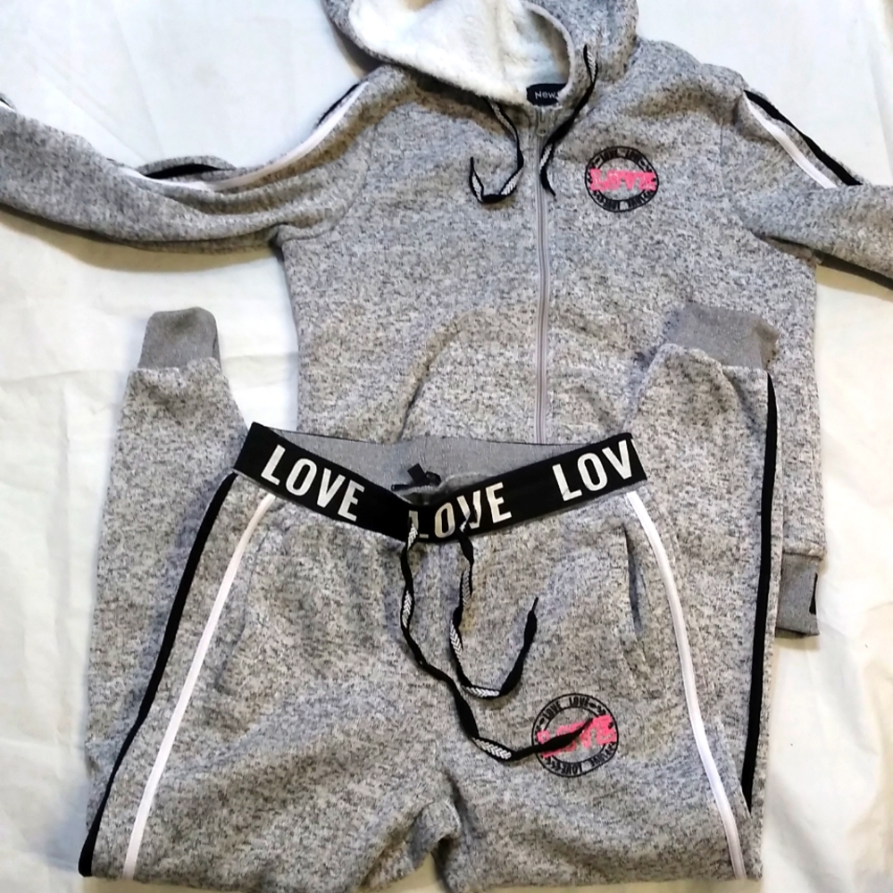 (2) New Look hoodie and sweatpants set